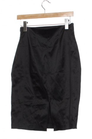 Пола Dika, Размер XS, Цвят Черен, Цена 2,04 €