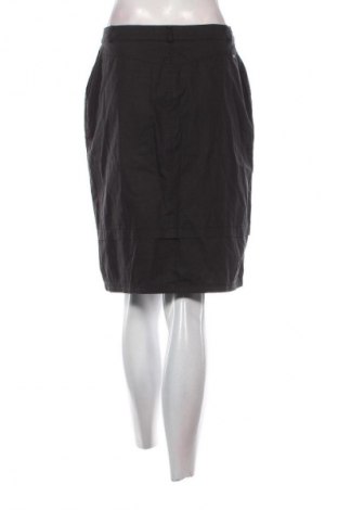 Пола Esprit, Размер S, Цвят Черен, Цена 3,06 €