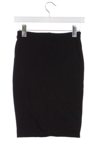 Sukně H&M, Velikost XS, Barva Černá, Cena  49,00 Kč