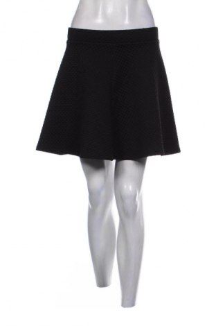 Пола H&M Divided, Размер S, Цвят Черен, Цена 3,06 €