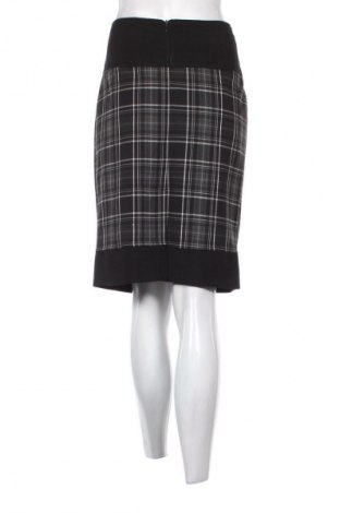 Пола Luiza, Размер M, Цвят Многоцветен, Цена 4,86 €