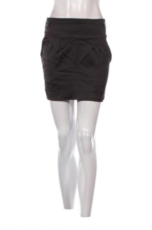 Пола Mango Tree, Размер S, Цвят Черен, Цена 2,04 €