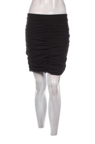 Пола NA-KD, Размер M, Цвят Черен, Цена 2,55 €