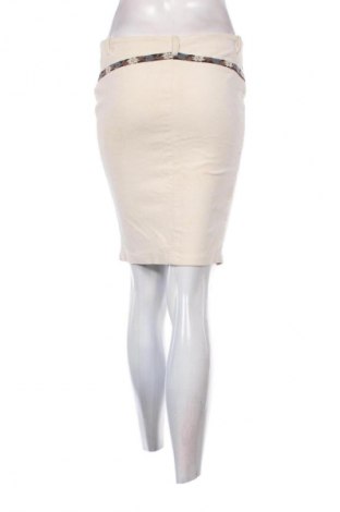 Szoknya Nemo, Méret M, Szín Ekrü
, Ár 669 Ft