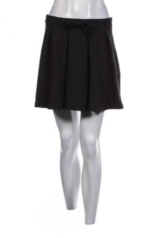 Пола SHEIN, Размер M, Цвят Черен, Цена 2,04 €