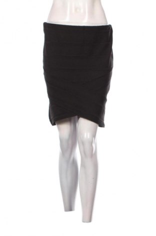 Пола Select, Размер M, Цвят Черен, Цена 2,04 €