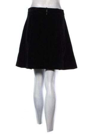 Пола Unbranded, Размер M, Цвят Черен, Цена 7,85 €