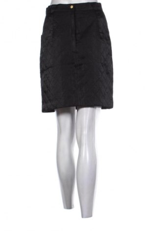 Пола Unbranded, Размер M, Цвят Черен, Цена 2,04 €