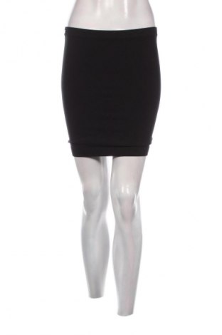 Пола Unbranded, Размер M, Цвят Черен, Цена 2,04 €