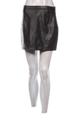 Пола Unbranded, Размер M, Цвят Черен, Цена 13,12 €