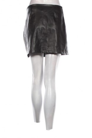 Пола Unbranded, Размер M, Цвят Черен, Цена 13,12 €