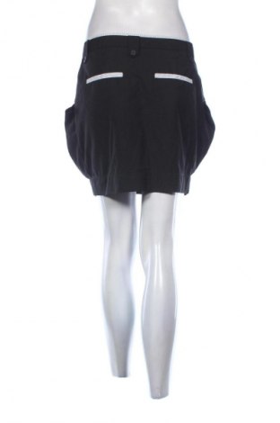 Пола Vero Moda, Размер M, Цвят Черен, Цена 3,57 €