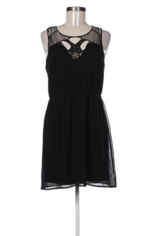 Ruha Amisu, Méret M, Szín Fekete, Ár 1 549 Ft