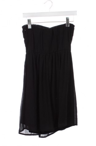 Ruha Amisu, Méret M, Szín Fekete, Ár 1 549 Ft