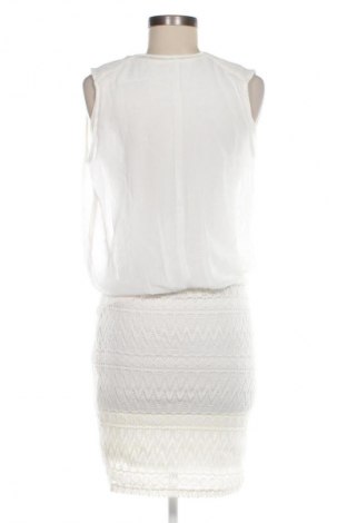 Ruha Bel&Bo, Méret S, Szín Fehér, Ár 2 129 Ft