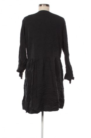 Šaty  C&A, Velikost L, Barva Černá, Cena  189,00 Kč