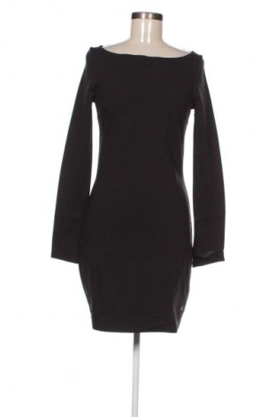 Rochie Calvin Klein Jeans, Mărime M, Culoare Negru, Preț 109,99 Lei