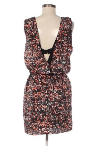 Šaty  Calvin Klein Jeans, Velikost L, Barva Vícebarevné, Cena  859,00 Kč