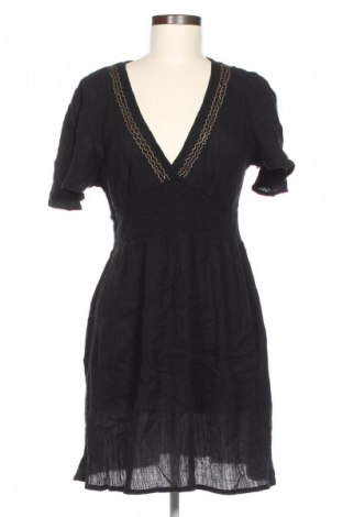 Ruha Cherokee, Méret M, Szín Fekete, Ár 909 Ft