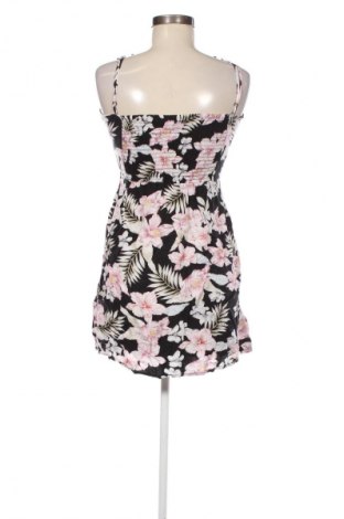 Šaty  Colosseum, Velikost S, Barva Vícebarevné, Cena  69,00 Kč