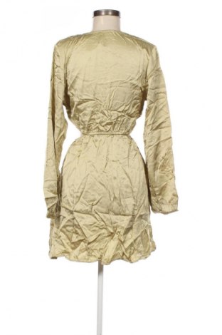 Kleid Edited, Größe M, Farbe Grün, Preis € 20,99