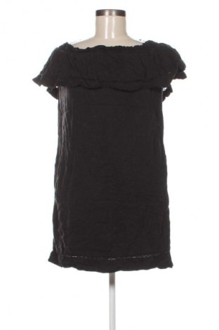 Ruha F&F, Méret M, Szín Fekete, Ár 2 049 Ft