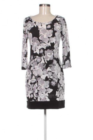 Sukienka F&F, Rozmiar S, Kolor Kolorowy, Cena 25,99 zł