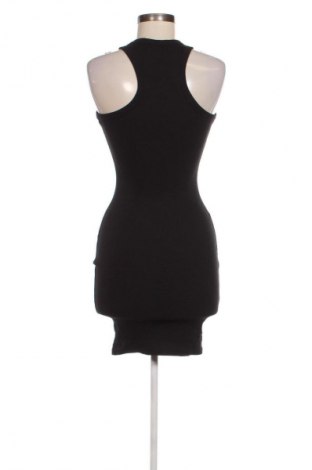 Sukienka Fb Sister, Rozmiar S, Kolor Czarny, Cena 11,99 zł