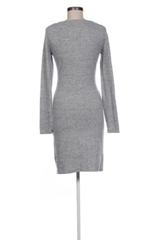 Šaty  House, Velikost L, Barva Šedá, Cena  161,00 Kč