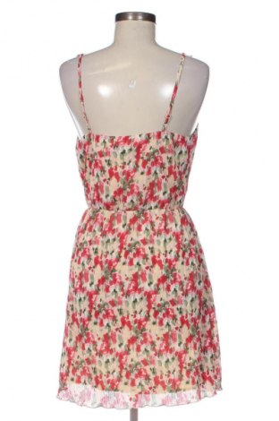 Ruha NA-KD, Méret M, Szín Sokszínű, Ár 3 199 Ft