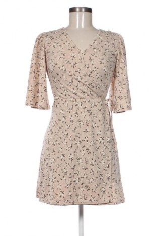 Ruha Pretty Little Thing, Méret S, Szín Sokszínű, Ár 1 779 Ft