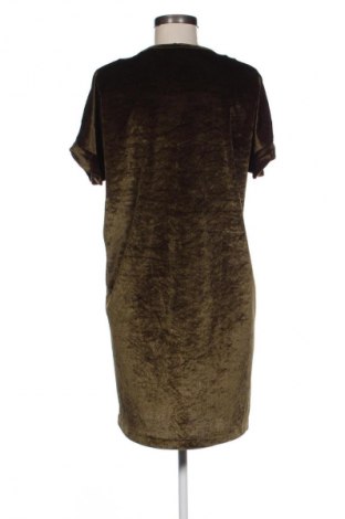 Рокля Pull&Bear, Размер L, Цвят Зелен, Цена 7,15 €