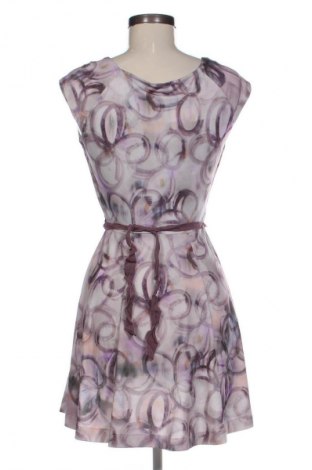 Ruha Taifun, Méret M, Szín Sokszínű, Ár 7 189 Ft