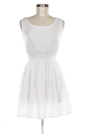 Ruha Unbranded, Méret S, Szín Fehér, Ár 1 389 Ft