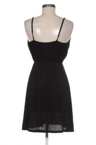 Ruha Unbranded, Méret M, Szín Fekete, Ár 679 Ft