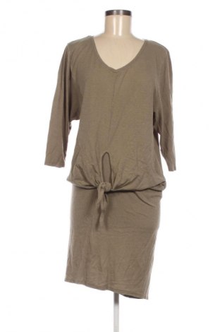 Ruha Unbranded, Méret M, Szín Zöld, Ár 739 Ft