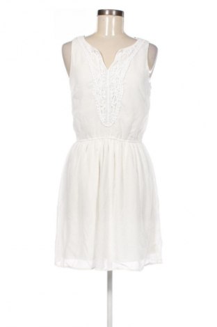 Ruha Unbranded, Méret M, Szín Fehér, Ár 1 459 Ft