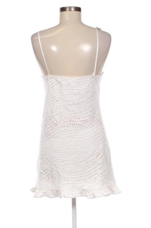 Ruha Unbranded, Méret M, Szín Fehér, Ár 2 139 Ft