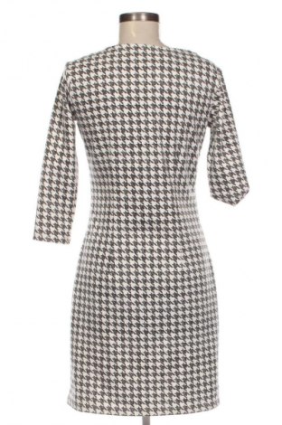 Рокля Vero Moda, Размер M, Цвят Многоцветен, Цена 4,09 €