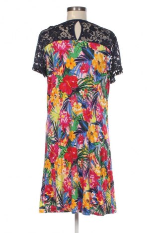 Šaty  Ysabel Mora, Veľkosť M, Farba Viacfarebná, Cena  1,95 €