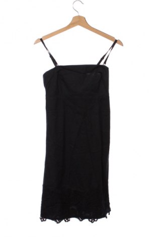 Ruha Zero, Méret S, Szín Fekete, Ár 3 009 Ft