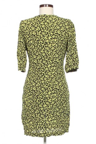 Ruha mbyM, Méret M, Szín Sokszínű, Ár 3 109 Ft