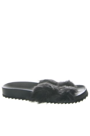 Pantofle H&M Divided, Velikost 39, Barva Černá, Cena  370,00 Kč, #137574767