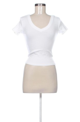 Bluză de femei Pull&Bear, Mărime M, Culoare Alb, Preț 39,99 Lei, #137521198