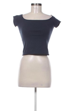 Bluză de femei Brandy Melville, Mărime S, Culoare Albastru, Preț 46,99 Lei, #137543494