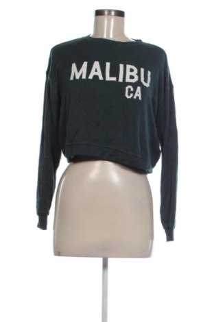 Bluză de femei Pull&Bear, Mărime S, Culoare Verde, Preț 35,53 Lei, #137556556