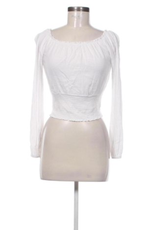 Bluză de femei Bershka, Mărime M, Culoare Alb, Preț 37,99 Lei, #137564401