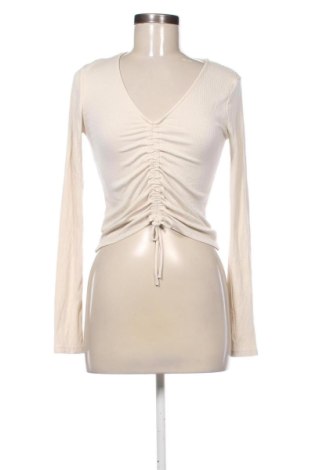Дамска блуза Stradivarius, Размер S, Цвят Екрю, Цена 8,00 €, #137564760