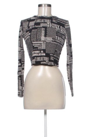 Női blúz Bershka, Méret M, Szín Sokszínű, Ár 1 773 Ft, #137568731