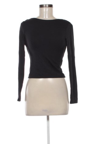 Dámská halenka Pull&Bear, Velikost L, Barva Černá, Cena  146,00 Kč, #137577507